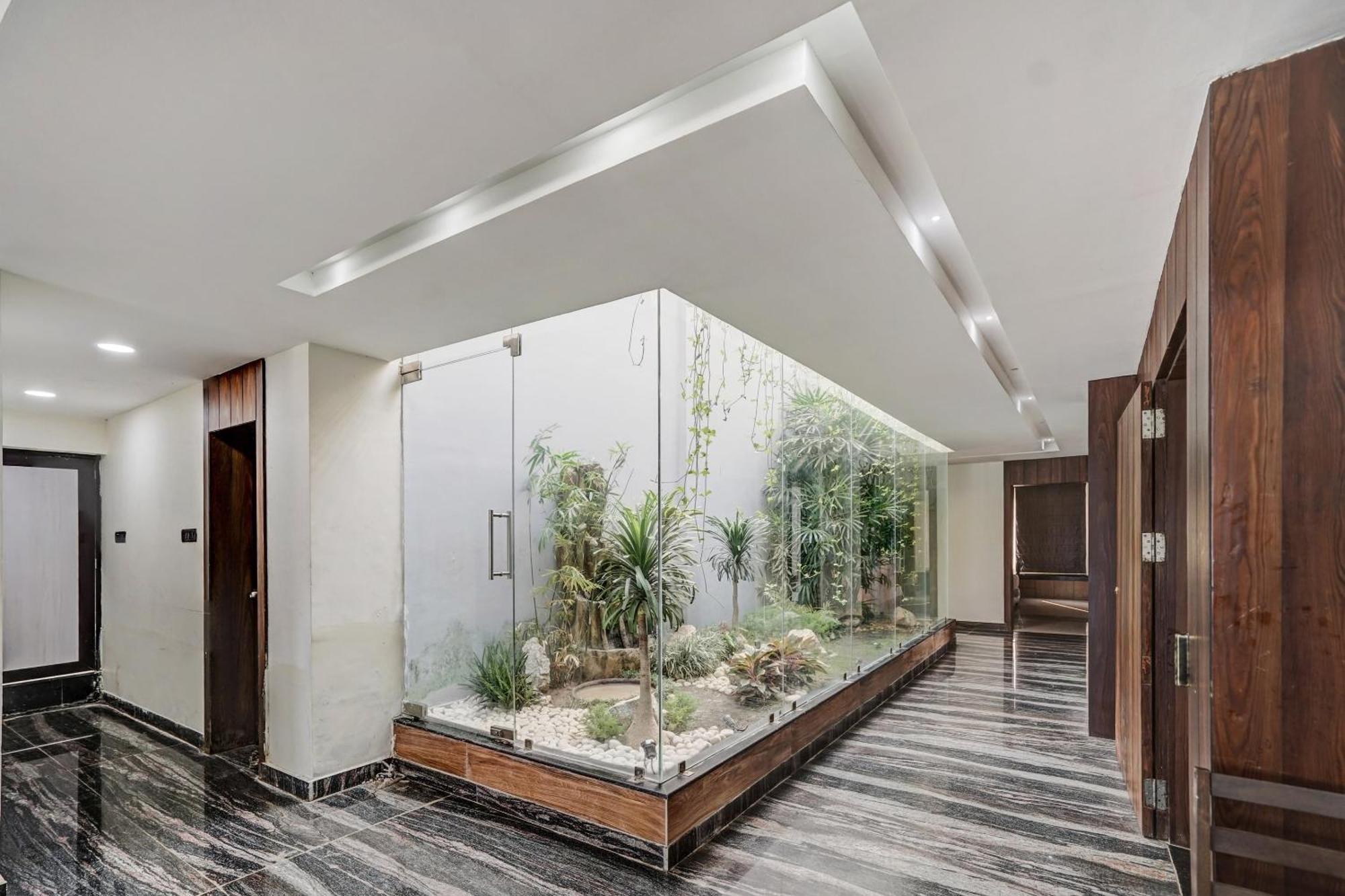 Super Capital O Sayhallo Prime Residency Бхубанешвара Экстерьер фото